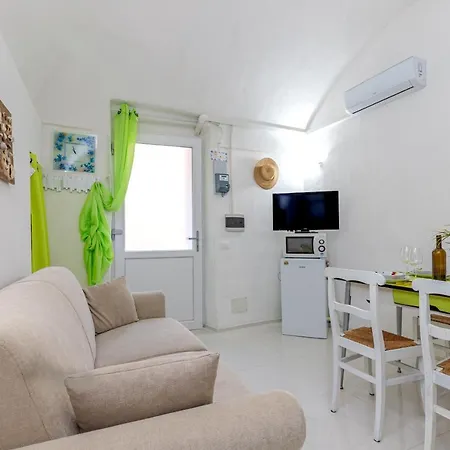 Apartament Cisterna Home