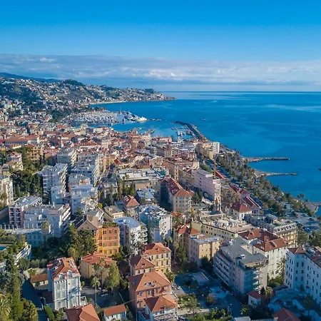 Cisterna Home Apartman San Remo
